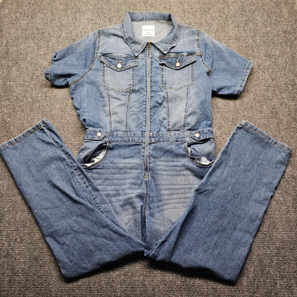 Celebrity Pink Womens XXL Denim Jumpsuit Medium Wash Short Sleeve Zip Utility